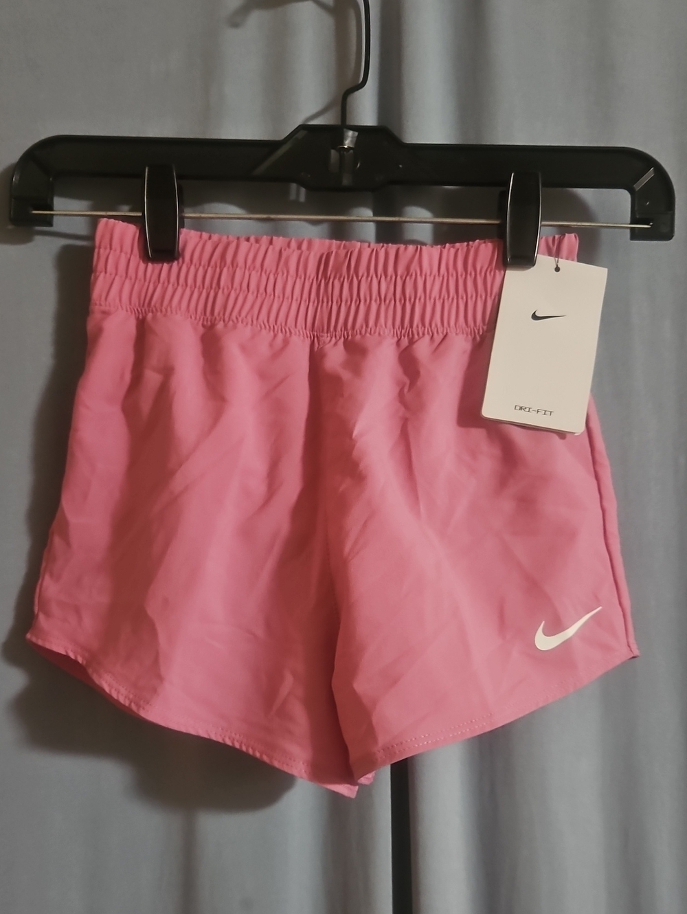 Nike Little Girls’ Dri-FIT One Woven Shorts:Magic Flamingo: NEW WITH TAGS: SZ 6X